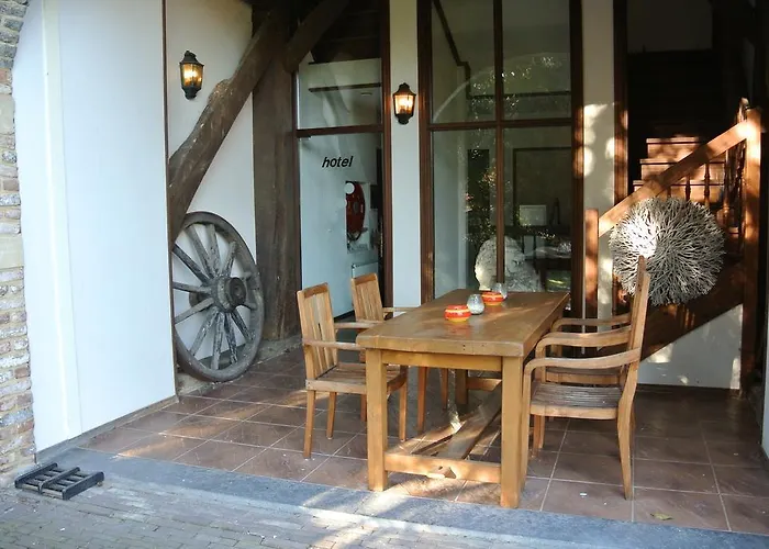 Prázdninový dům Kasteel Schaloen - & *