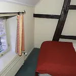 Дом отдыха Kasteel Schaloen - &