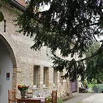 Holiday home Kasteel Schaloen - & *