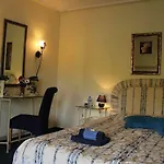 Holiday home Kasteel Schaloen - &