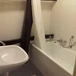 Kasteel Schaloen - & بيت للعطل *