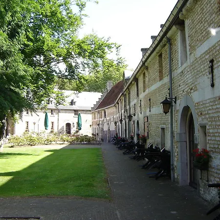 Kasteel Schaloen Feriehus *