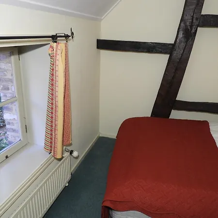 Semesterbostad Kasteel Schaloen