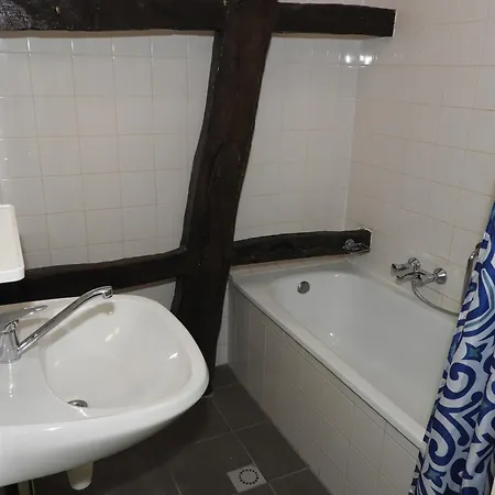 Kasteel Schaloen - & - Gratis Parkeren Valkenburg aan de Geul
