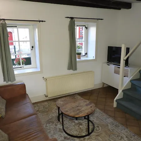 Kasteel Schaloen - & * Valkenburg aan de Geul