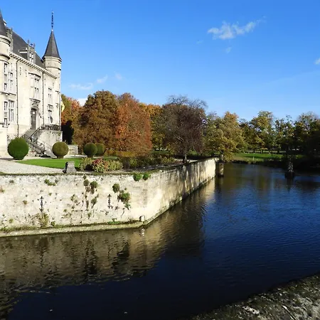 Kasteel Schaloen - & - Gratis Parkeren Tatil Evi Valkenburg aan de Geul