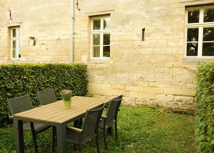 Kasteel Schaloen - & Nyaraló Valkenburg aan de Geul