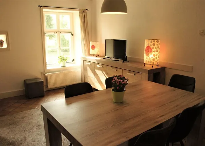 Prázdninový dům Kasteel Schaloen - & *