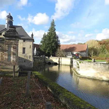 Feriehus Kasteel Schaloen - &